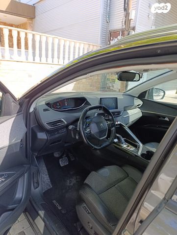 מודעת רכב פיג'ו 5008