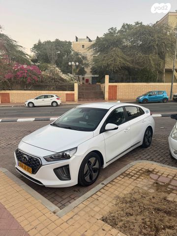 מודעת רכב יונדאי איוניק