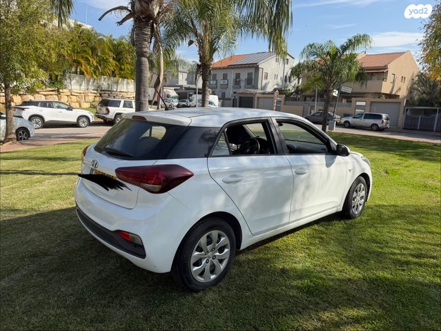 מודעת רכב יונדאי i20