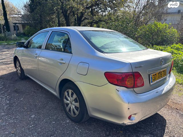 טויוטה קורולה
