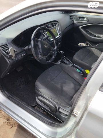 מודעת רכב יונדאי i20