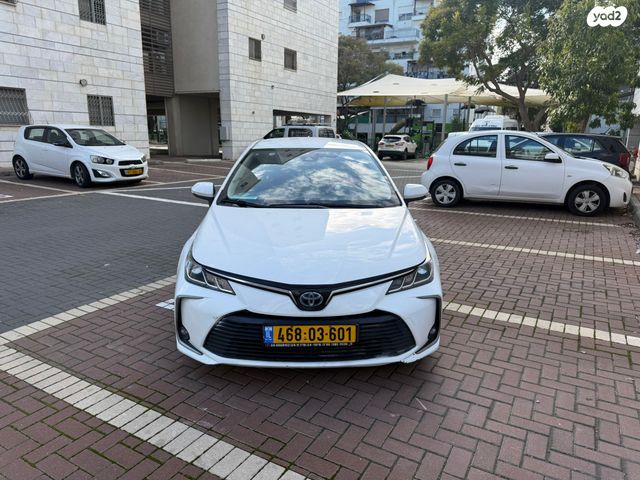 טויוטה קורולה