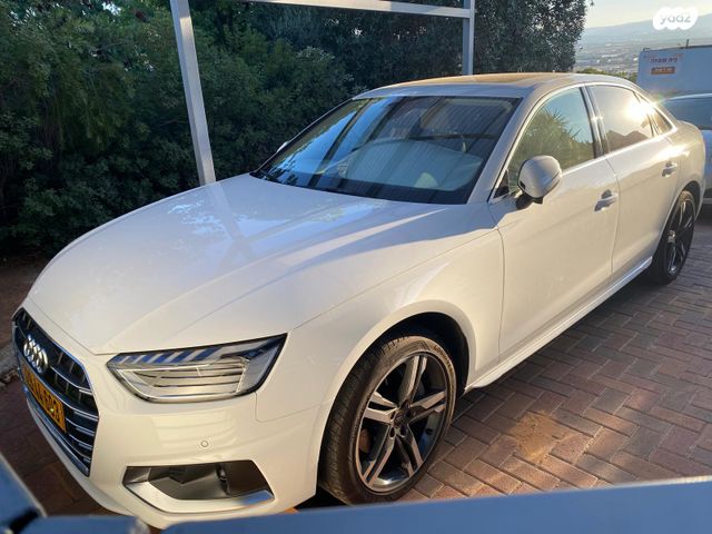 מודעת רכב אאודי A4