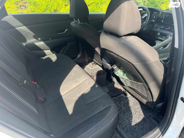 יונדאי אלנטרה