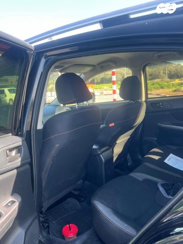 מודעת רכב סובארו XV