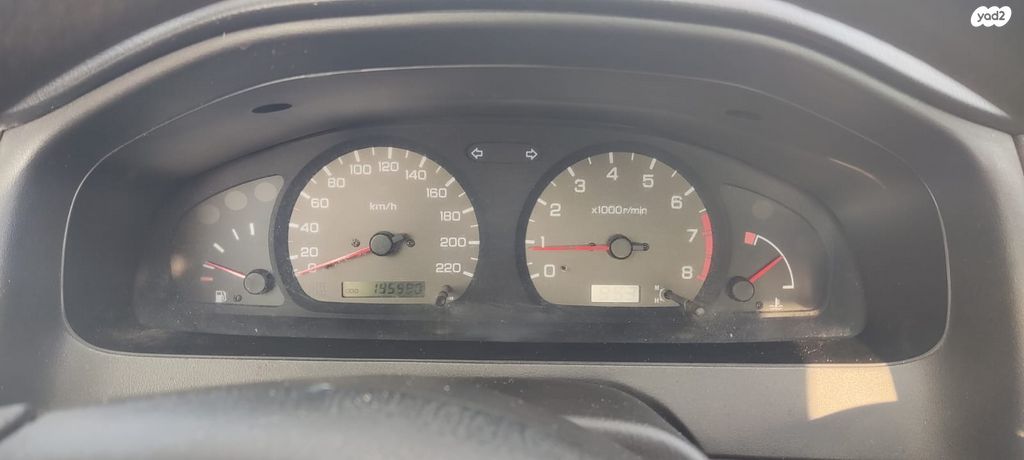 ניסאן אלמרה