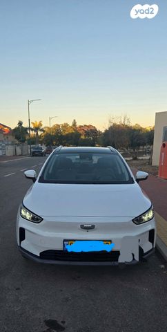 מודעת רכב ג׳ילי Geometry C