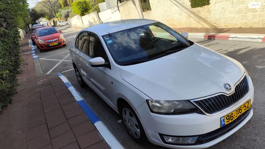 סקודה ראפיד