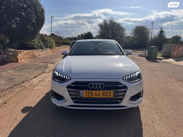 מודעת רכב אאודי A4