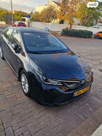 מודעת רכב טויוטה קורולה