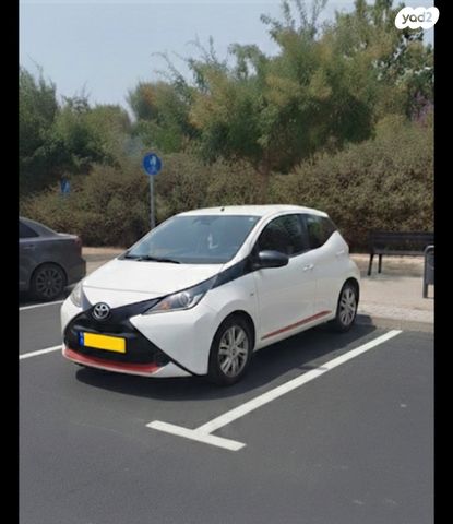 מודעת רכב טויוטה אייגו