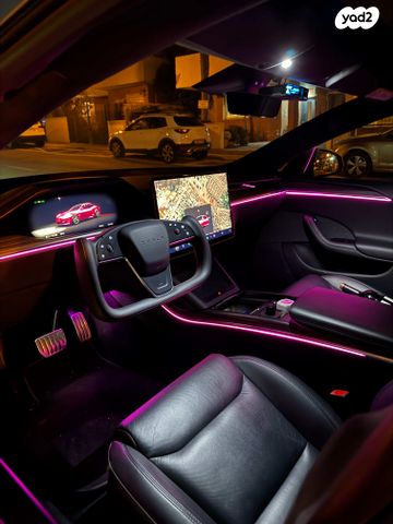 מודעת רכב טסלה מודל S