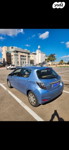 מודעת רכב טויוטה יאריס