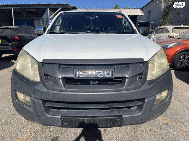 מודעת רכב איסוזו די-מקס