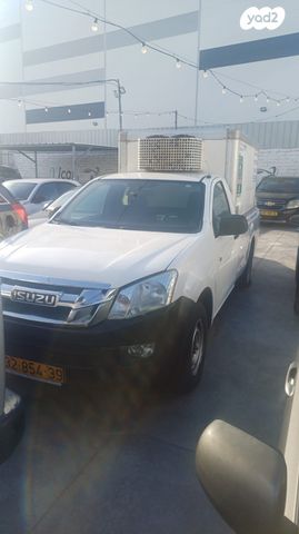 מודעת רכב איסוזו די-מקס