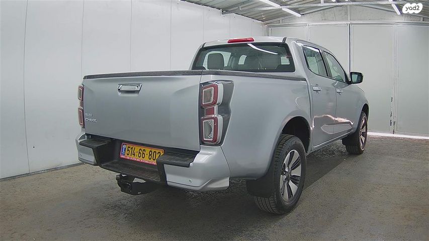 איסוזו די-מקס