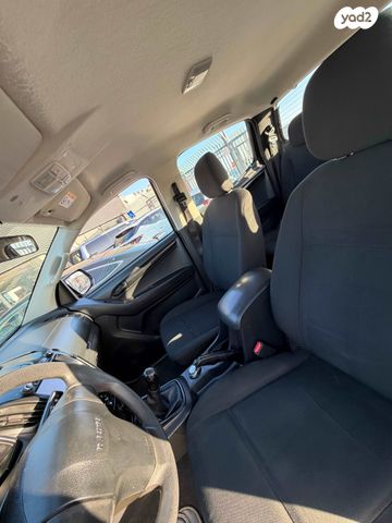 איסוזו די-מקס