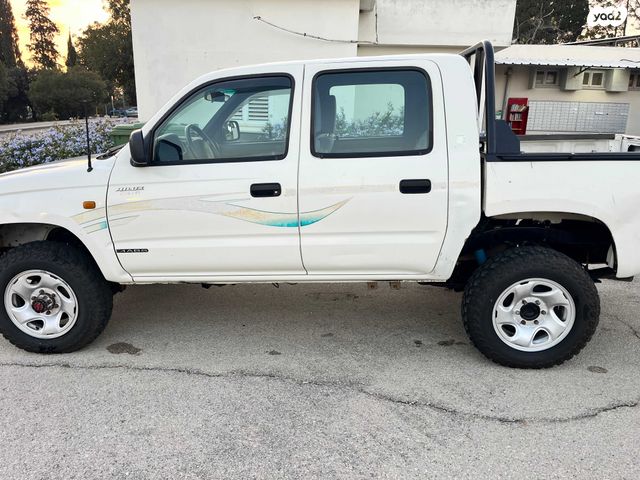 טויוטה היילקס