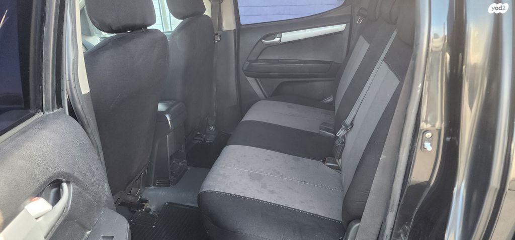 איסוזו די-מקס