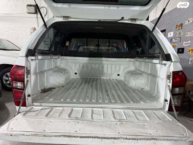 איסוזו די-מקס