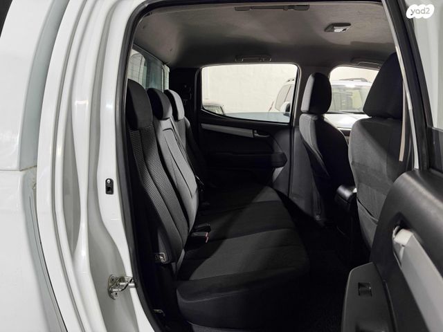 איסוזו די-מקס