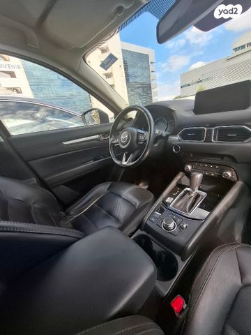 מודעת רכב מאזדה CX-5