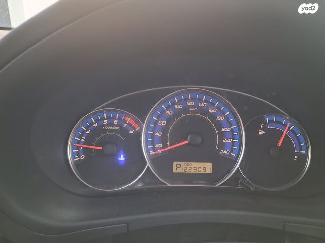 סובארו פורסטר