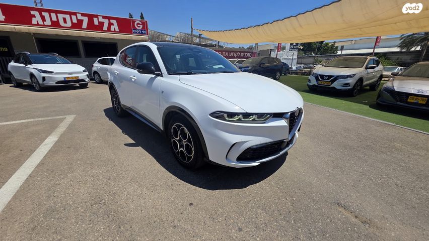 אלפא רומיאו טונלה