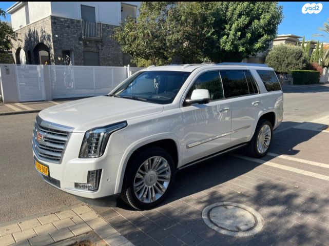 מודעת רכב קאדילק אסקלייד