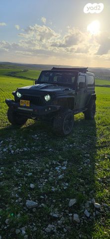 מודעת רכב ג'יפ רנגלר