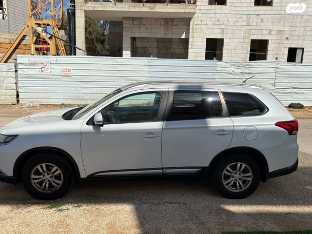 מודעת רכב מיצובישי אאוטלנדר