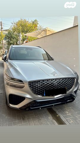 מודעת רכב ג'נסיס GV70