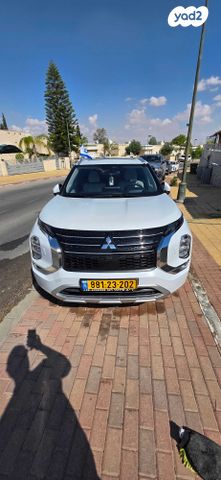 מיצובישי אאוטלנדר