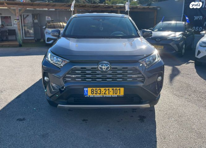 טויוטה RAV4