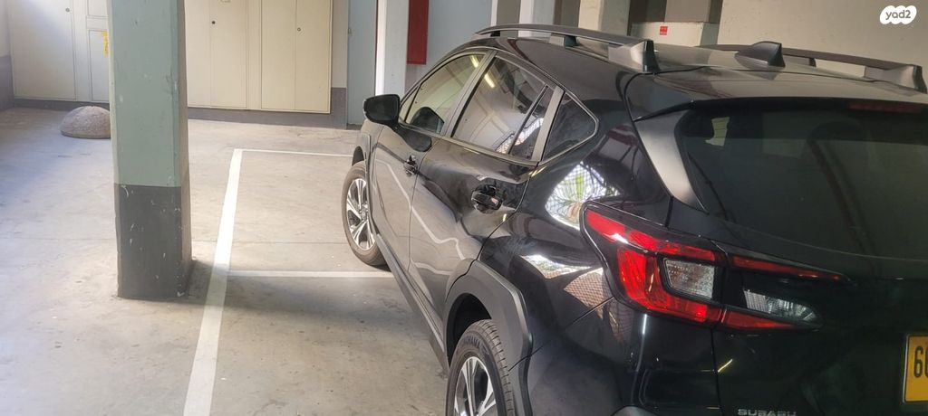 סובארו קרוסטרק