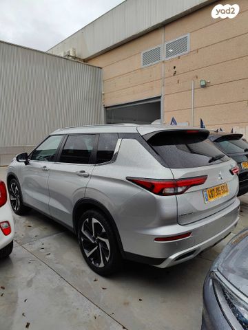 מיצובישי אאוטלנדר