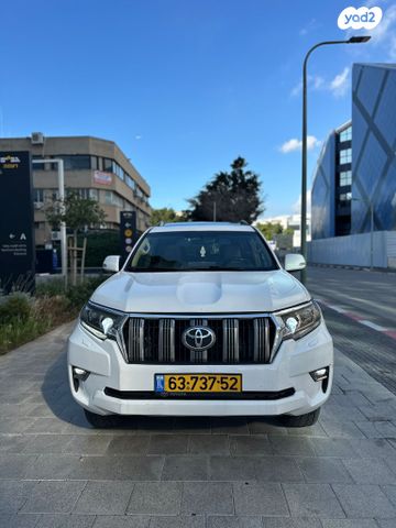 טויוטה לנד קרוזר