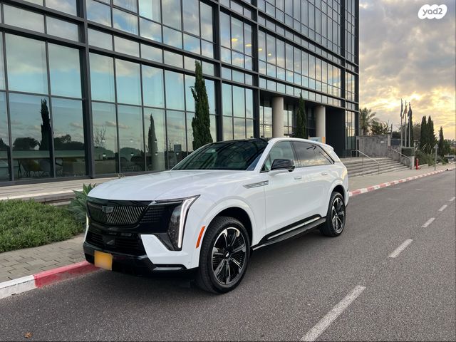 מודעת רכב קאדילק אסקלייד