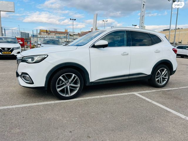 מודעת רכב אם ג'י EHS PHEV