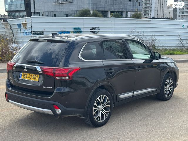 מיצובישי אאוטלנדר