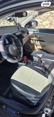 מיצובישי אאוטלנדר