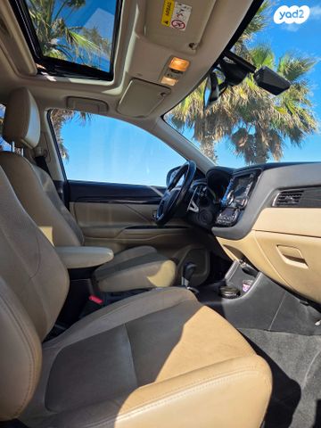 מיצובישי אאוטלנדר