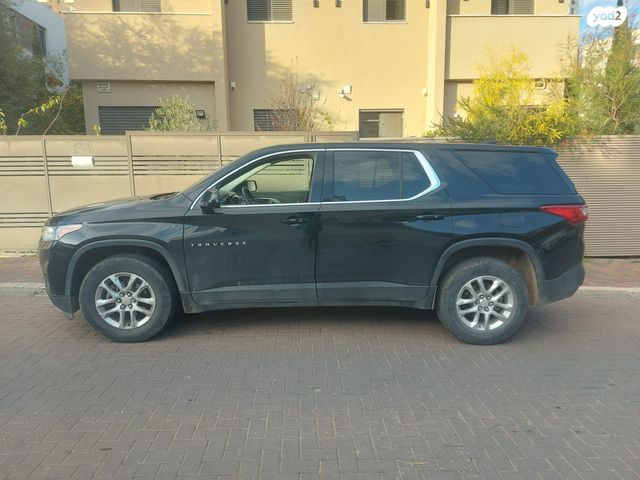 שברולט טראוורס