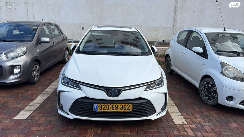 מודעת רכב טויוטה RAV4