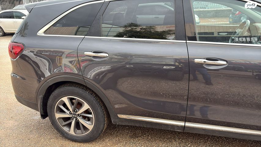 מודעת רכב קיה סורנטו