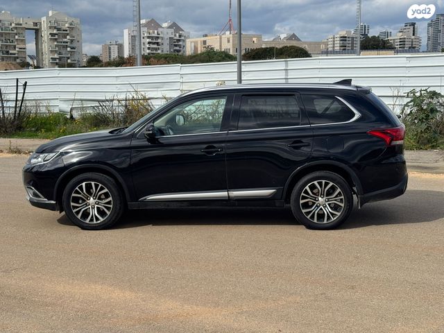 מיצובישי אאוטלנדר