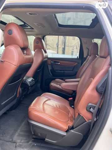 שברולט טראוורס