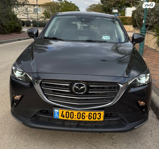מודעת רכב מאזדה CX-3
