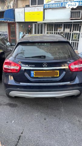מודעת רכב מרצדס-בנץ GLA