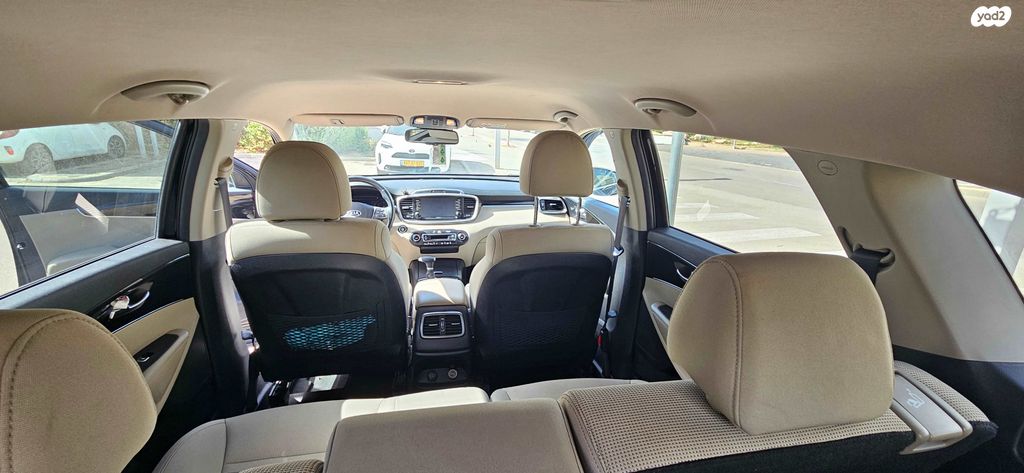 מודעת רכב קיה סורנטו